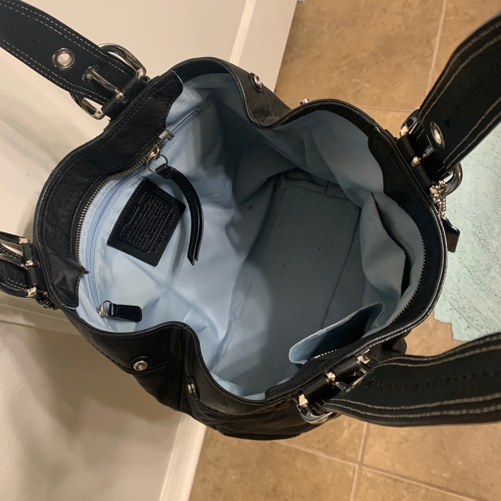 Authentic Coach Purse - Picture 7 of 9